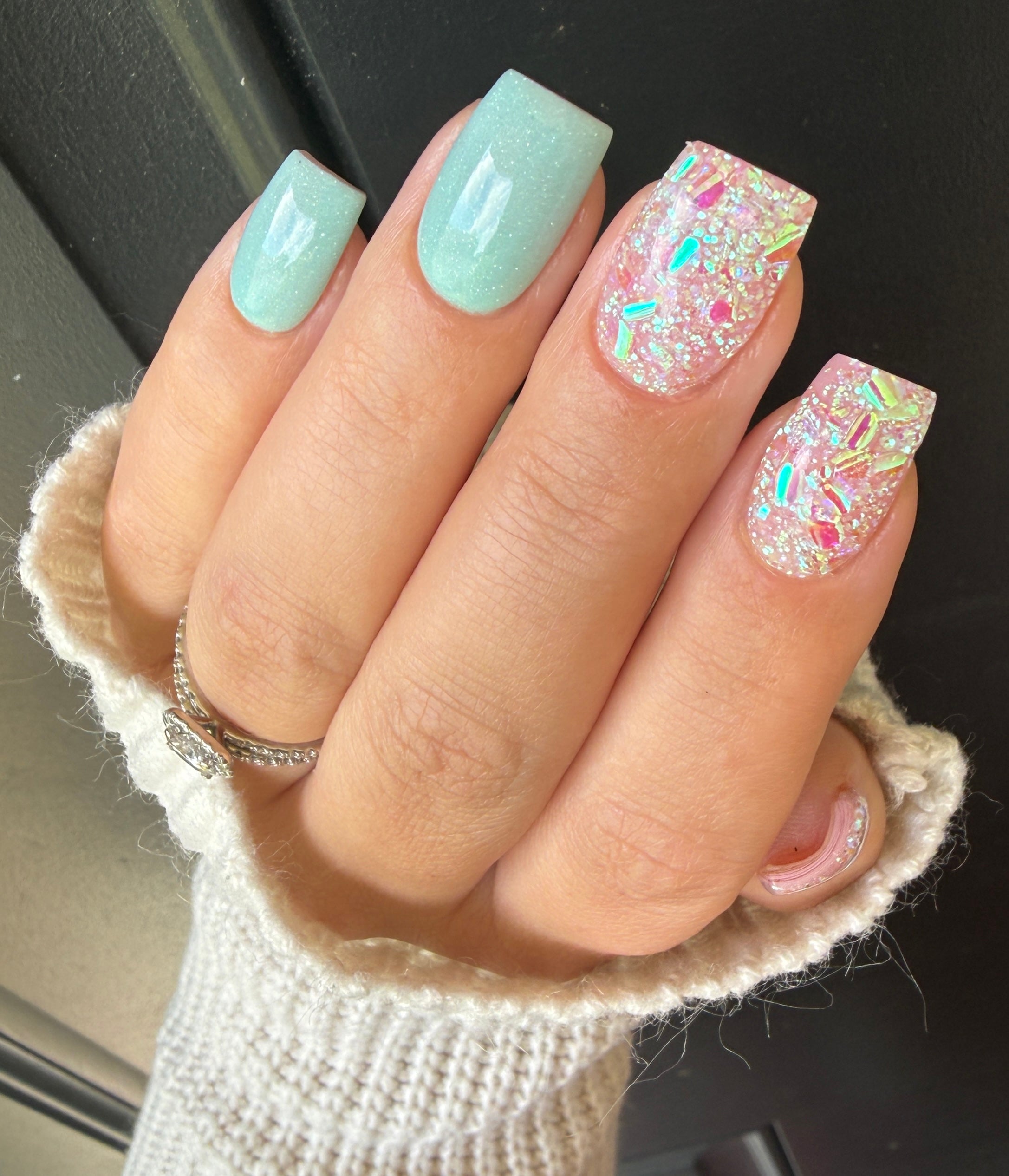 July Duo - Sea Pearl (Glow) 1109 & Salt Mist 1108