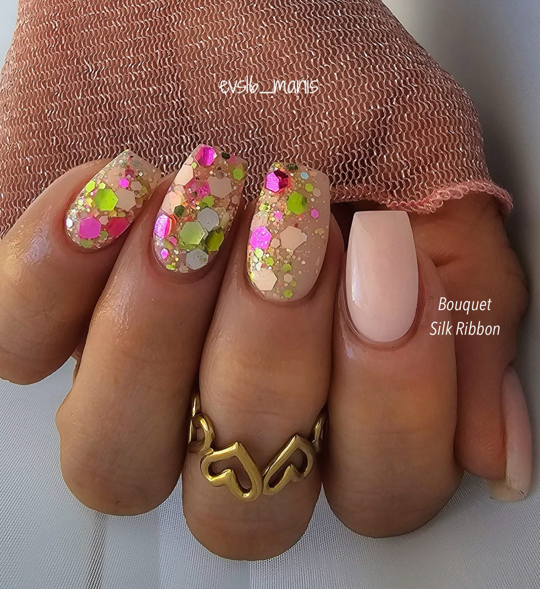 May Duo - Silk Ribbon 798 & Bouquet 799