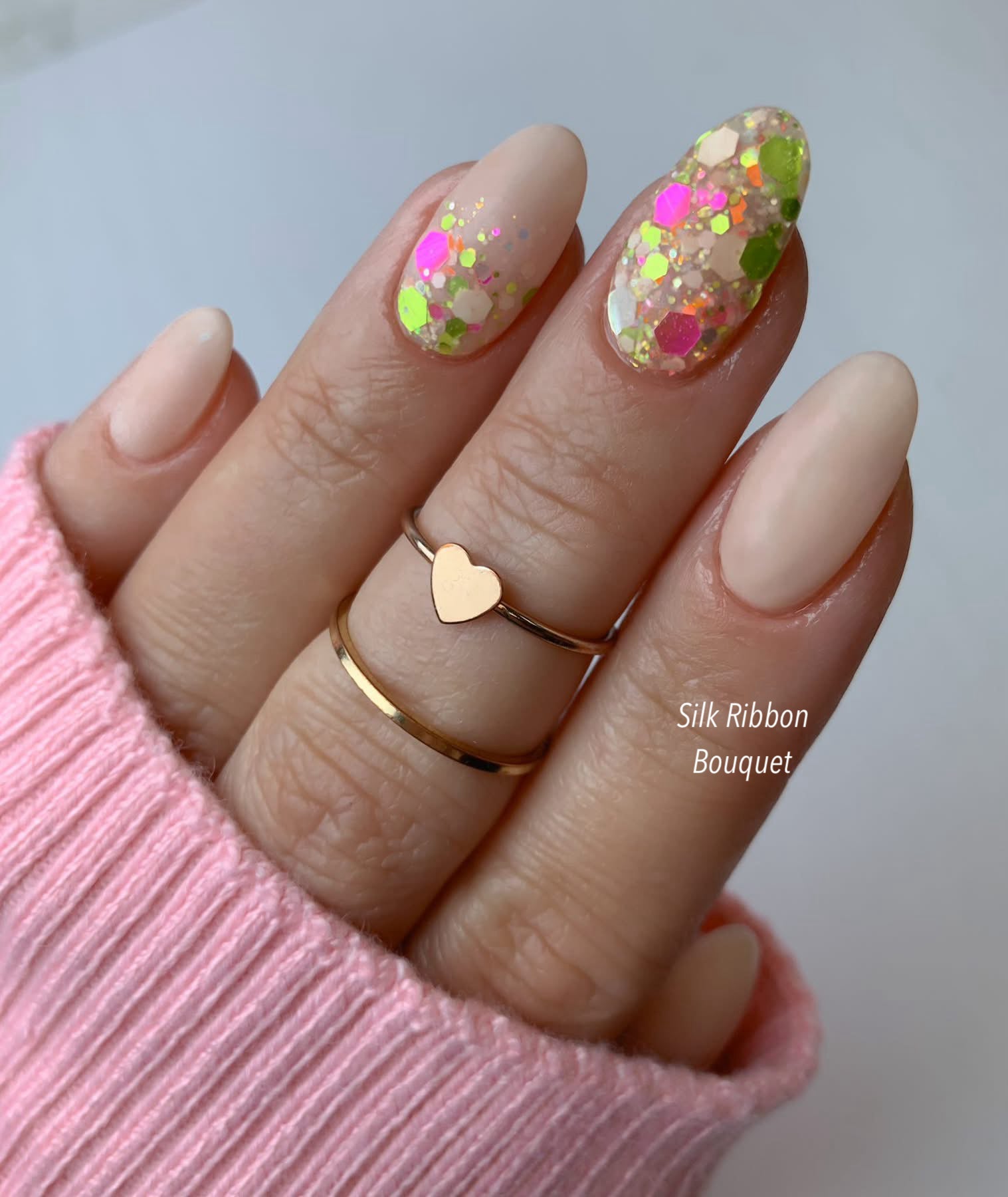 May Duo - Silk Ribbon 798 & Bouquet 799
