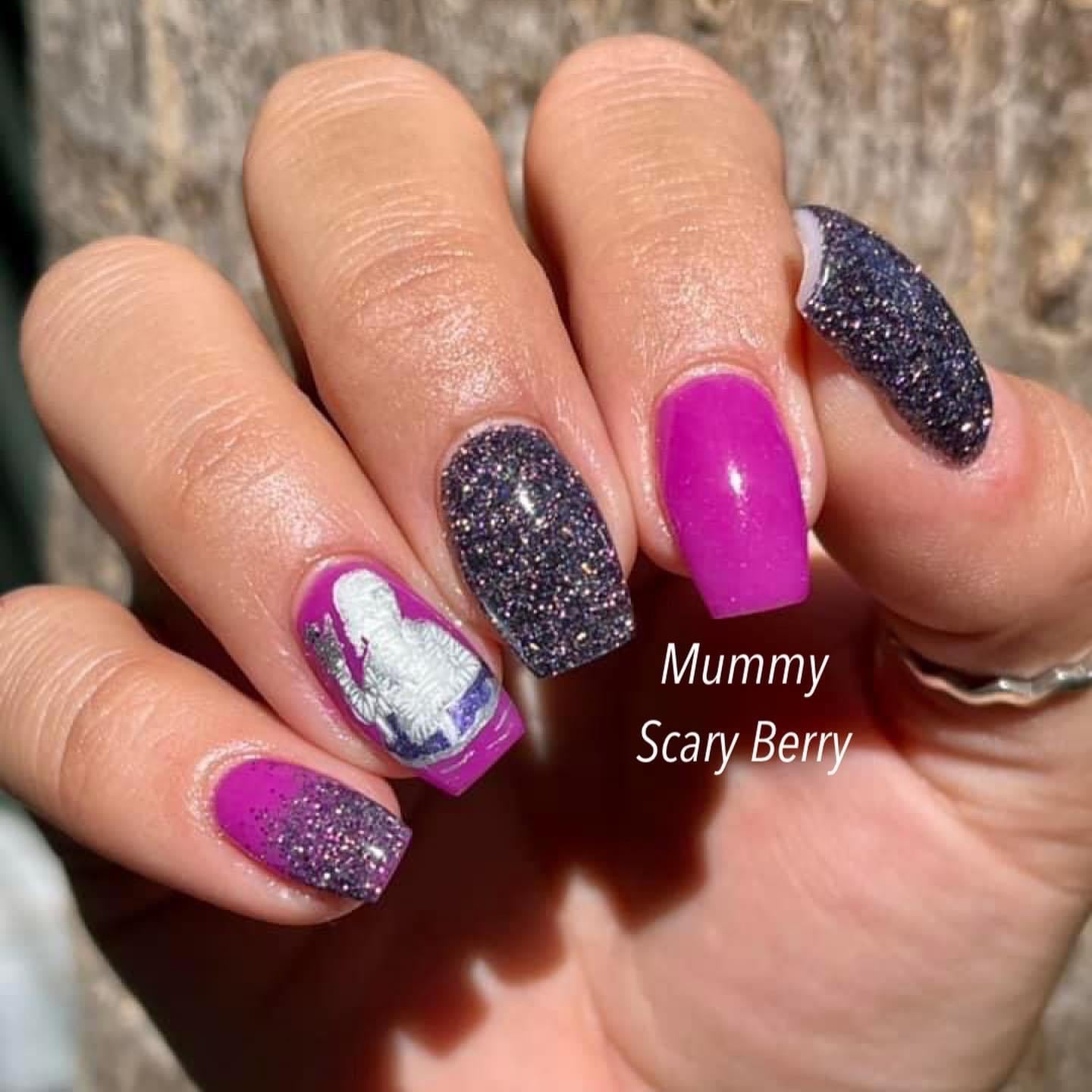 Mummy 526 -R