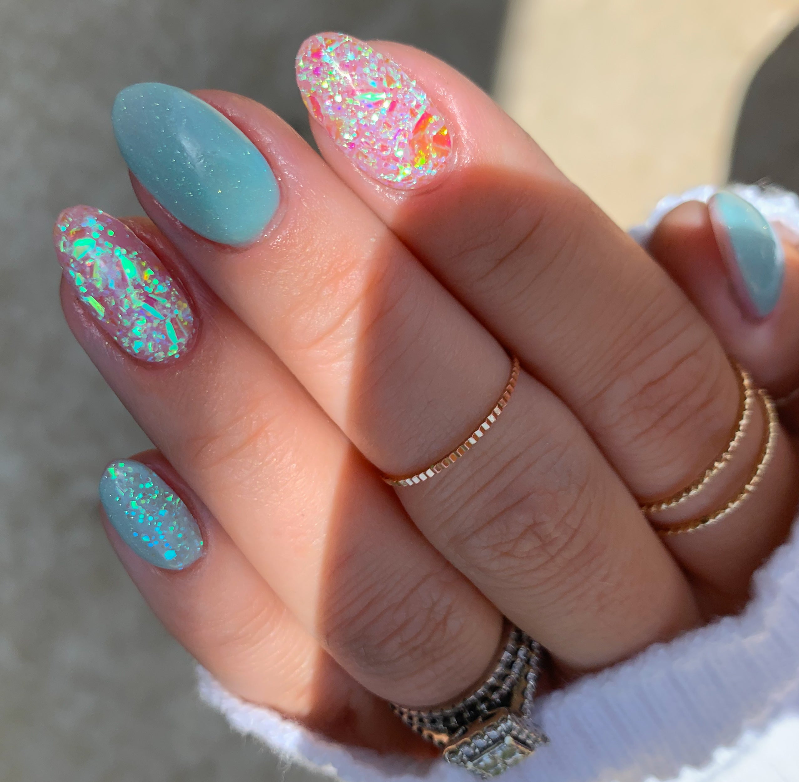 July Duo - Sea Pearl (Glow) 1109 & Salt Mist 1108